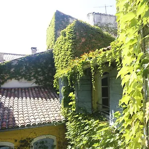 La Centre Aparthotel