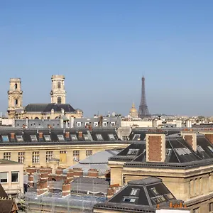 Saint Pierre 2* Paris